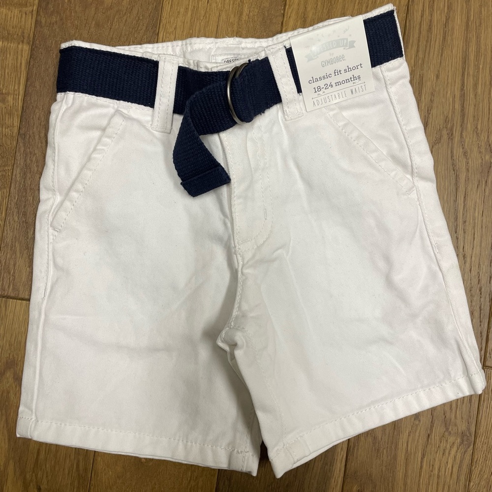 NWT Gymboree white shorts with attached belt